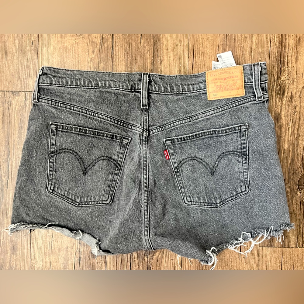 Levi’s Premium High Rise Womens Shorts